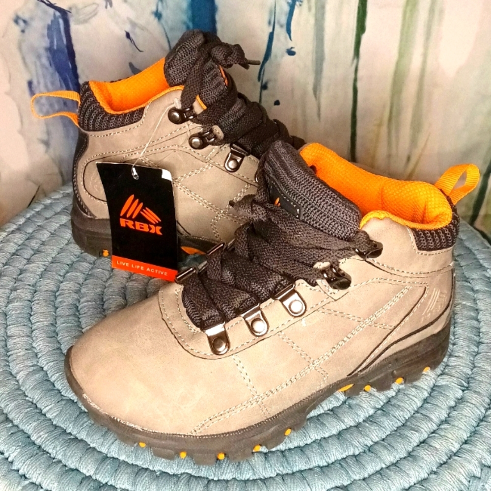Kids Hiking Boots